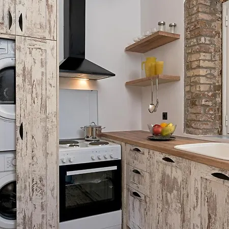 Apartamento Agion Apostolon Loft!